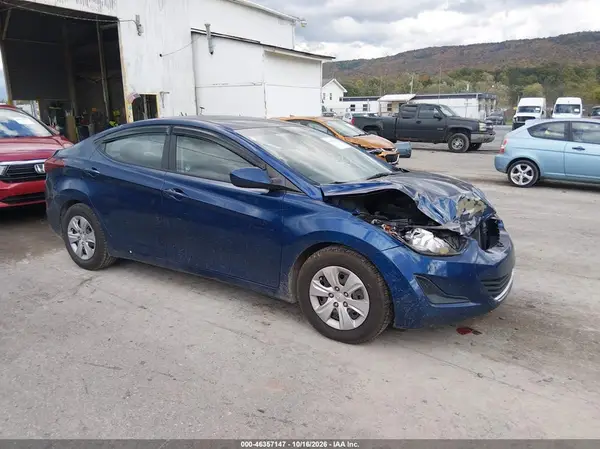 5NPDH4AE8GH758290 2016 HYUNDAI ELANTRA - Image 1
