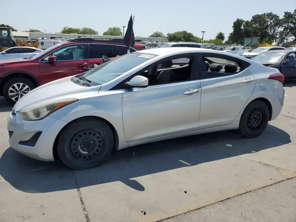 5NPDH4AE8GH758998 2016 HYUNDAI ELANTRA - Image 1