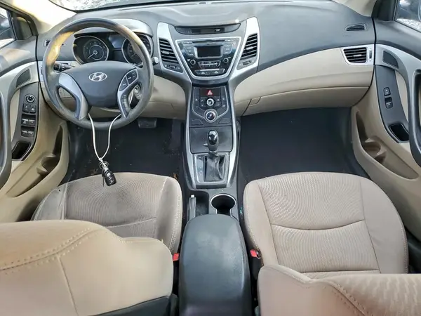 5NPDH4AE8GH759455 2016 HYUNDAI ELANTRA - Image 8