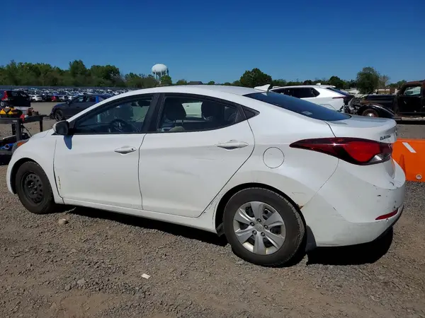 5NPDH4AE8GH759701 2016 HYUNDAI ELANTRA - Image 2