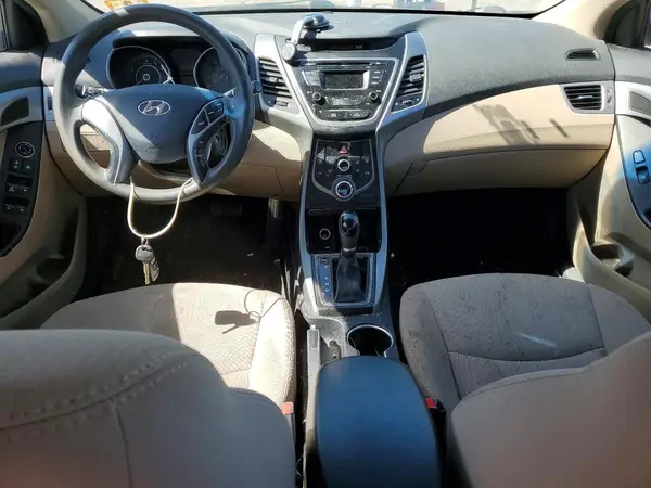 5NPDH4AE8GH759701 2016 HYUNDAI ELANTRA - Image 8