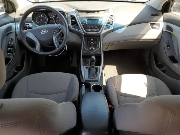 5NPDH4AE8GH759892 2016 HYUNDAI ELANTRA - Image 8