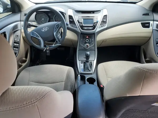 5NPDH4AE8GH760797 2016 HYUNDAI ELANTRA - Image 8