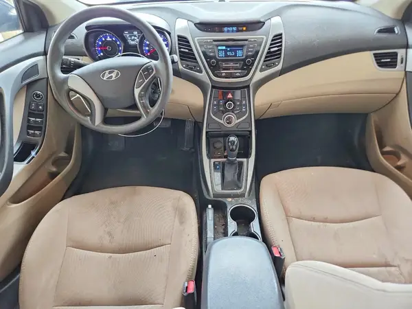 5NPDH4AE8GH762856 2016 HYUNDAI ELANTRA - Image 8