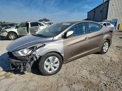 5NPDH4AE8GH763165 2016 HYUNDAI ELANTRA
