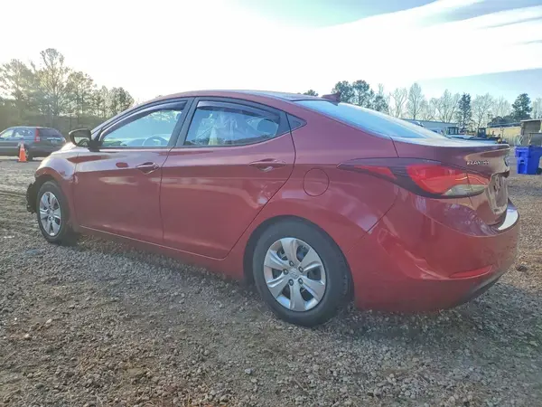 5NPDH4AE8GH766440 2016 HYUNDAI ELANTRA - Image 2