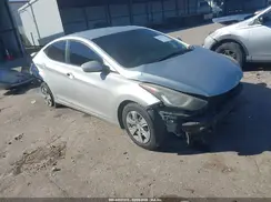 5NPDH4AE8GH767426 2016 HYUNDAI ELANTRA