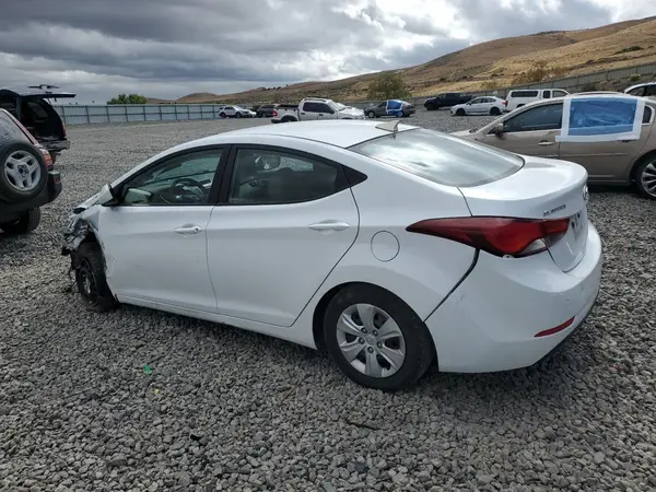 5NPDH4AE8GH769130 2016 HYUNDAI ELANTRA - Image 2