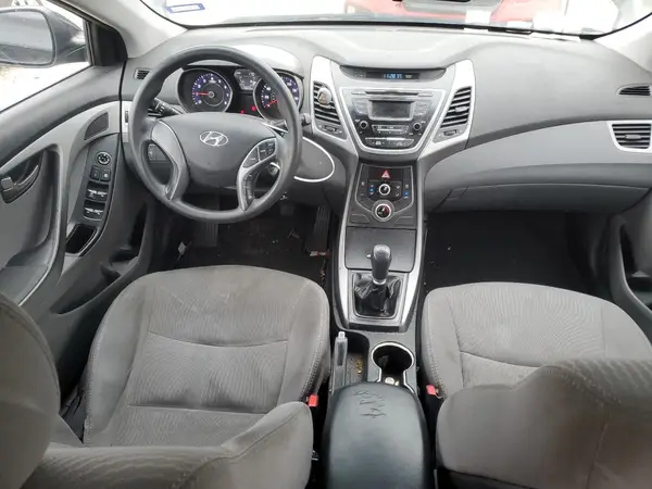 5NPDH4AE8GH769547 2016 HYUNDAI ELANTRA - Image 8