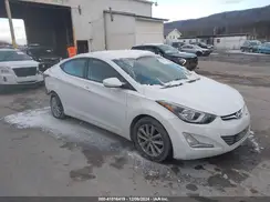 5NPDH4AE8GH769855 2016 HYUNDAI ELANTRA
