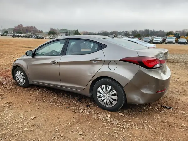 5NPDH4AE8GH771251 2016 HYUNDAI ELANTRA - Image 2