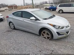 5NPDH4AE8GH771752 2016 HYUNDAI ELANTRA