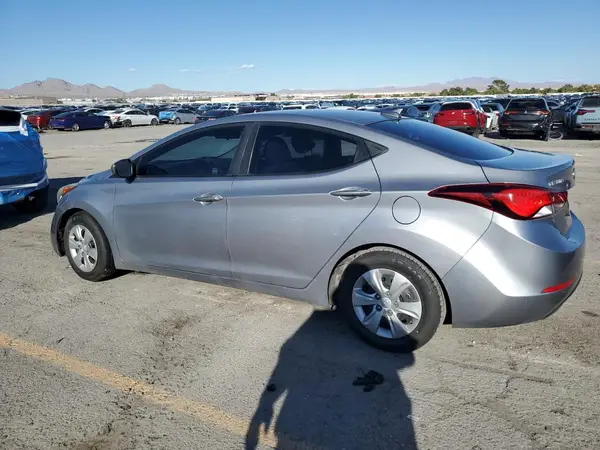 5NPDH4AE8GH777406 2016 HYUNDAI ELANTRA - Image 2