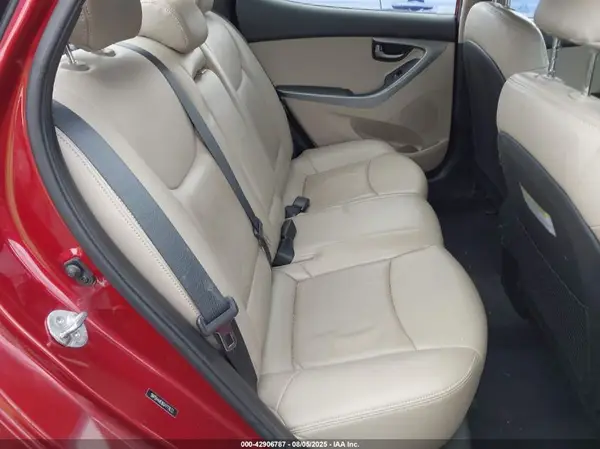5NPDH4AE8GH777633 2016 HYUNDAI ELANTRA - Image 8