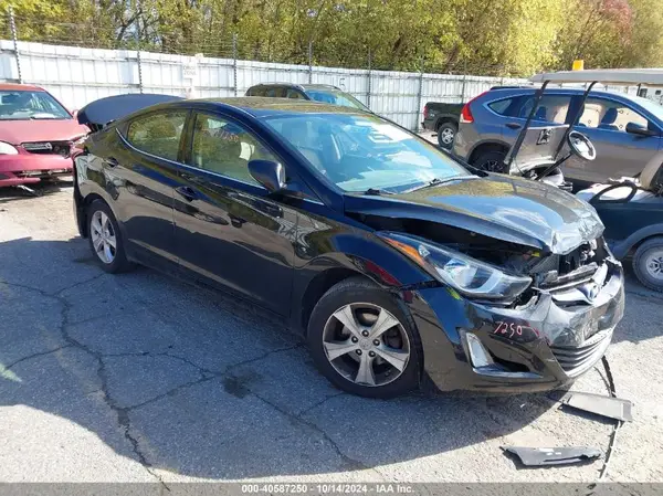 5NPDH4AE8GH778894 2016 HYUNDAI ELANTRA - Image 1