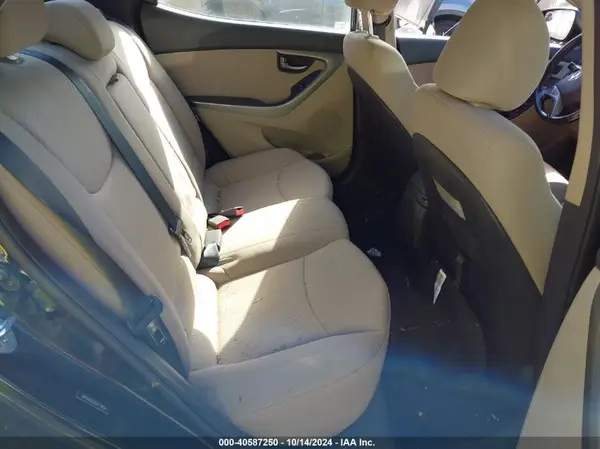 5NPDH4AE8GH778894 2016 HYUNDAI ELANTRA - Image 8