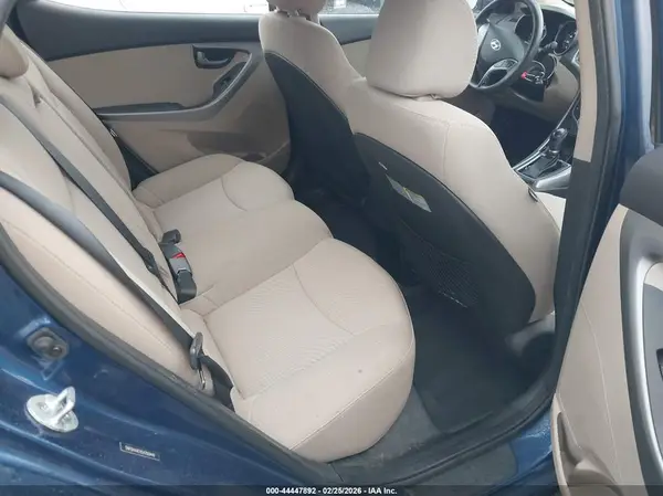 5NPDH4AE8GH780449 2016 HYUNDAI ELANTRA - Image 8