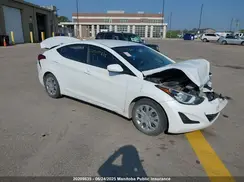 5NPDH4AE8GH781326 2016 HYUNDAI ELANTRA