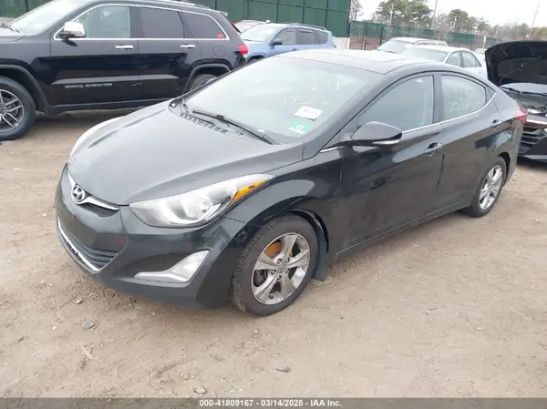 5NPDH4AE8GH781407 2016 HYUNDAI ELANTRA - Image 2