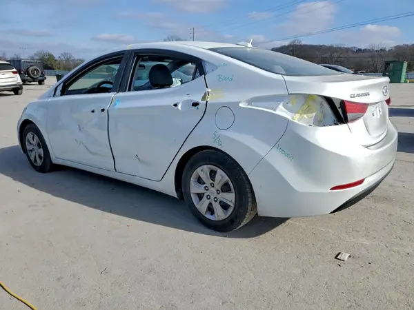 5NPDH4AE8GH782184 2016 HYUNDAI ELANTRA - Image 2