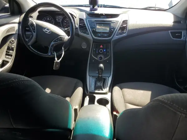 5NPDH4AE8GH782234 2016 HYUNDAI ELANTRA - Image 8