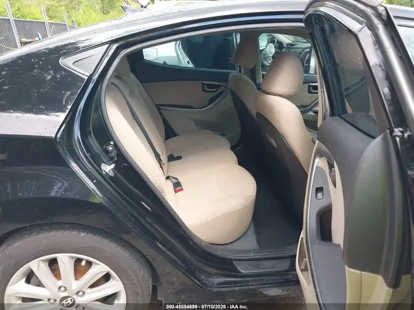 5NPDH4AE8GH782251 2016 HYUNDAI ELANTRA - Image 8