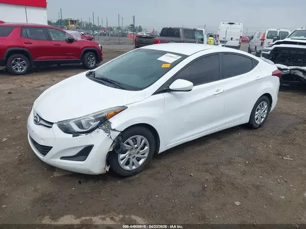 5NPDH4AE8GH783237 2016 HYUNDAI ELANTRA - Image 2