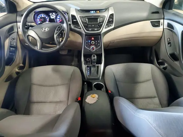 5NPDH4AE8GH784727 2016 HYUNDAI ELANTRA - Image 8