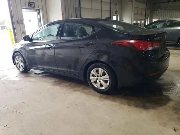 5NPDH4AE8GH785988 2016 HYUNDAI ELANTRA - Image 2