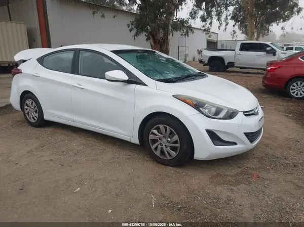 5NPDH4AE8GH787188 2016 HYUNDAI ELANTRA - Image 1