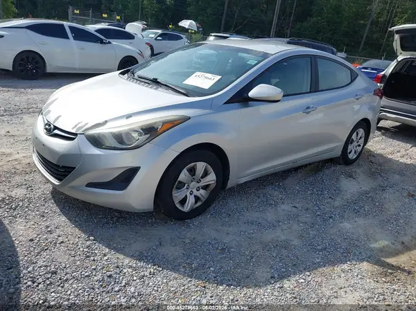 5NPDH4AE8GH787613 2016 HYUNDAI ELANTRA - Image 2