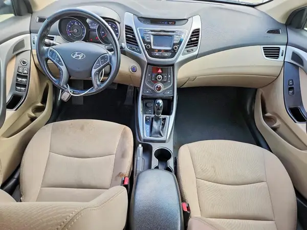 5NPDH4AE8GH788714 2016 HYUNDAI ELANTRA - Image 8