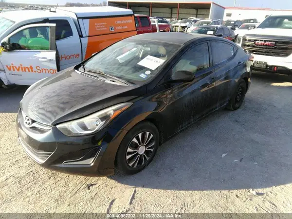 5NPDH4AE8GH788809 2016 HYUNDAI ELANTRA - Image 2