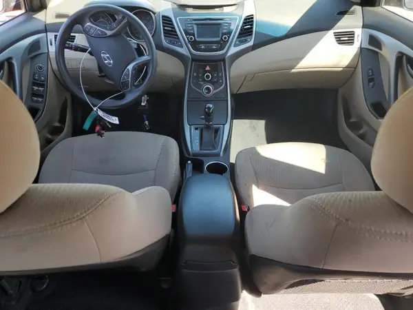 5NPDH4AE8GH789944 2016 HYUNDAI ELANTRA - Image 8