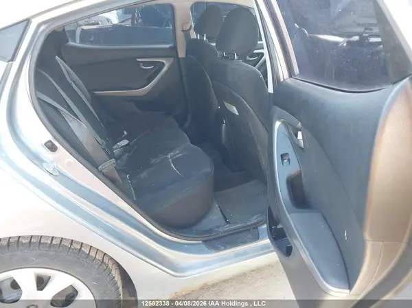 5NPDH4AE8GH791631 2016 HYUNDAI ELANTRA - Image 8