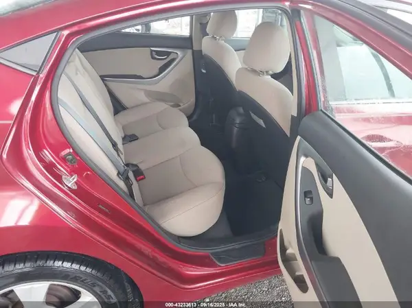 5NPDH4AE8GH791791 2016 HYUNDAI ELANTRA - Image 8