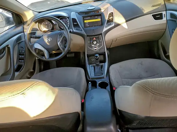 5NPDH4AE8GH791919 2016 HYUNDAI ELANTRA - Image 8
