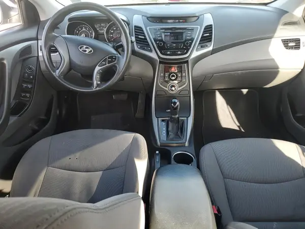 5NPDH4AE8GH793007 2016 HYUNDAI ELANTRA - Image 8