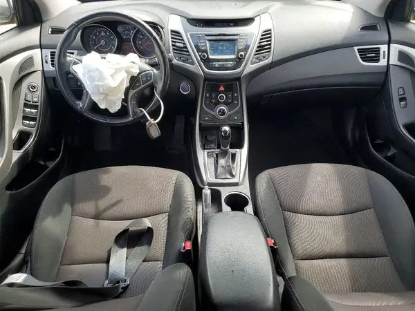5NPDH4AE8GH794531 2016 HYUNDAI ELANTRA - Image 8