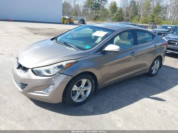 5NPDH4AE8GH797476 2016 HYUNDAI ELANTRA - Image 2