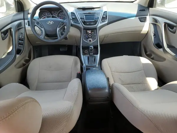 5NPDH4AE8GH797655 2016 HYUNDAI ELANTRA - Image 8