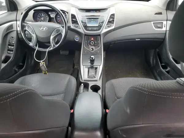 5NPDH4AE8GH797672 2016 HYUNDAI ELANTRA - Image 8