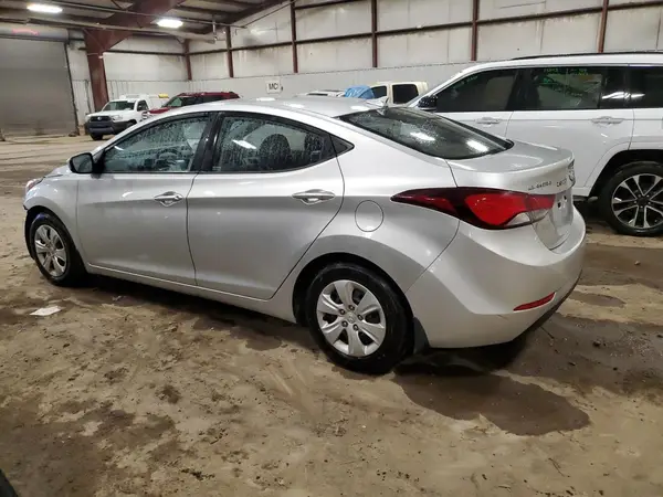 5NPDH4AE8GH797879 2016 HYUNDAI ELANTRA - Image 2