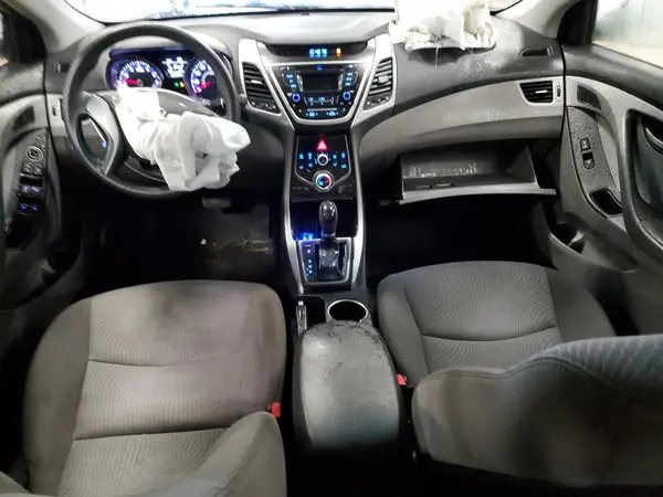 5NPDH4AE8GH797879 2016 HYUNDAI ELANTRA - Image 8