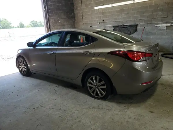 5NPDH4AE9GH654052 2016 HYUNDAI ELANTRA - Image 2
