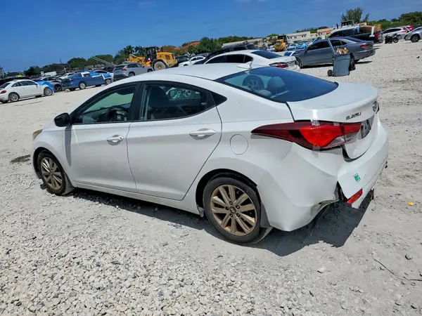 5NPDH4AE9GH655816 2016 HYUNDAI ELANTRA - Image 2