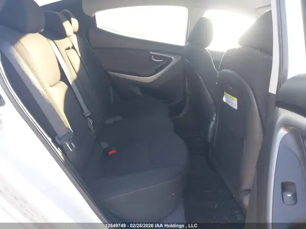 5NPDH4AE9GH656576 2016 HYUNDAI ELANTRA - Image 8