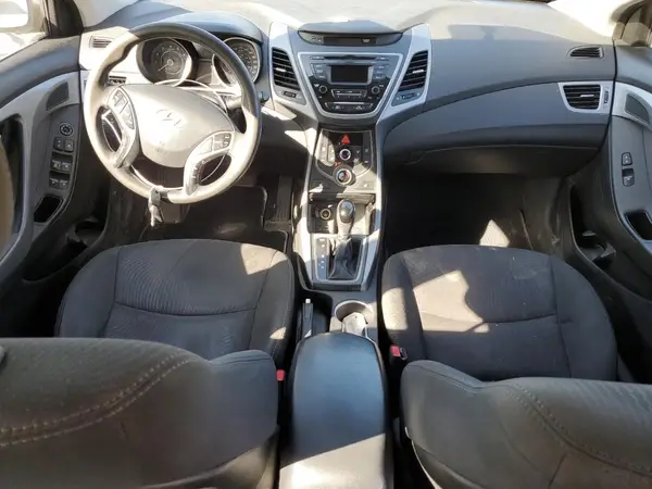 5NPDH4AE9GH660367 2016 HYUNDAI ELANTRA - Image 8