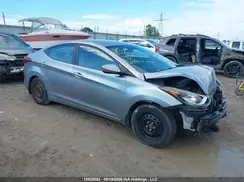 5NPDH4AE9GH660806 2016 HYUNDAI ELANTRA