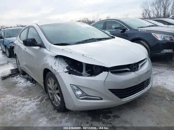 5NPDH4AE9GH662121 2016 HYUNDAI ELANTRA - Image 1